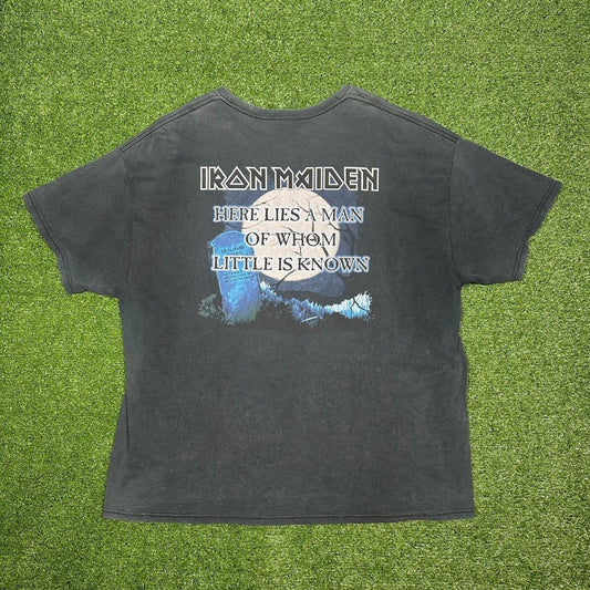 RARE Vintage 2000s Iron Maiden XXL Here Lies A Man Metal Band T Shirt Faded Black