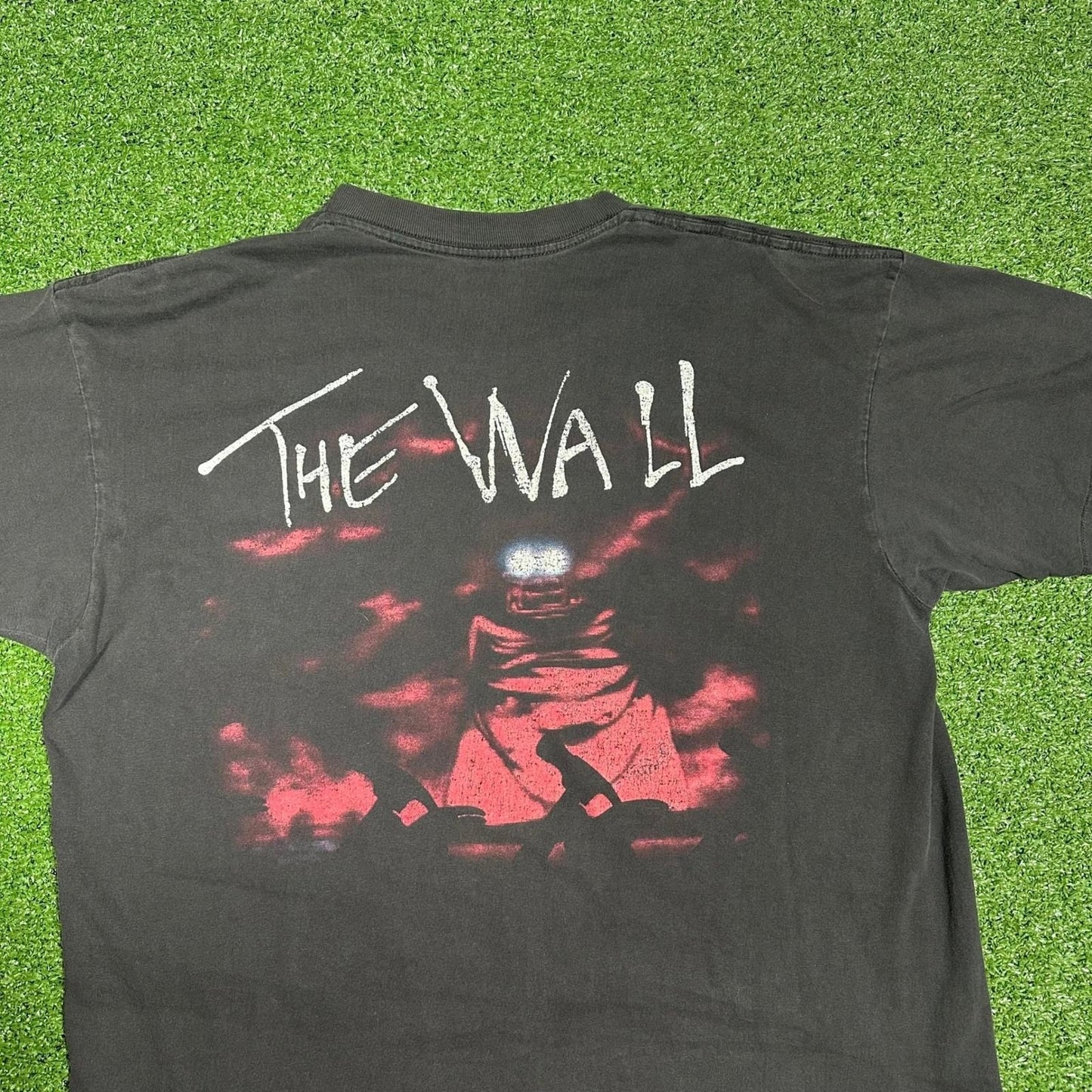Faderrr 1997 Pink Floyd The Wall Marching Hammers T-Shirt Faded Single Stitch
