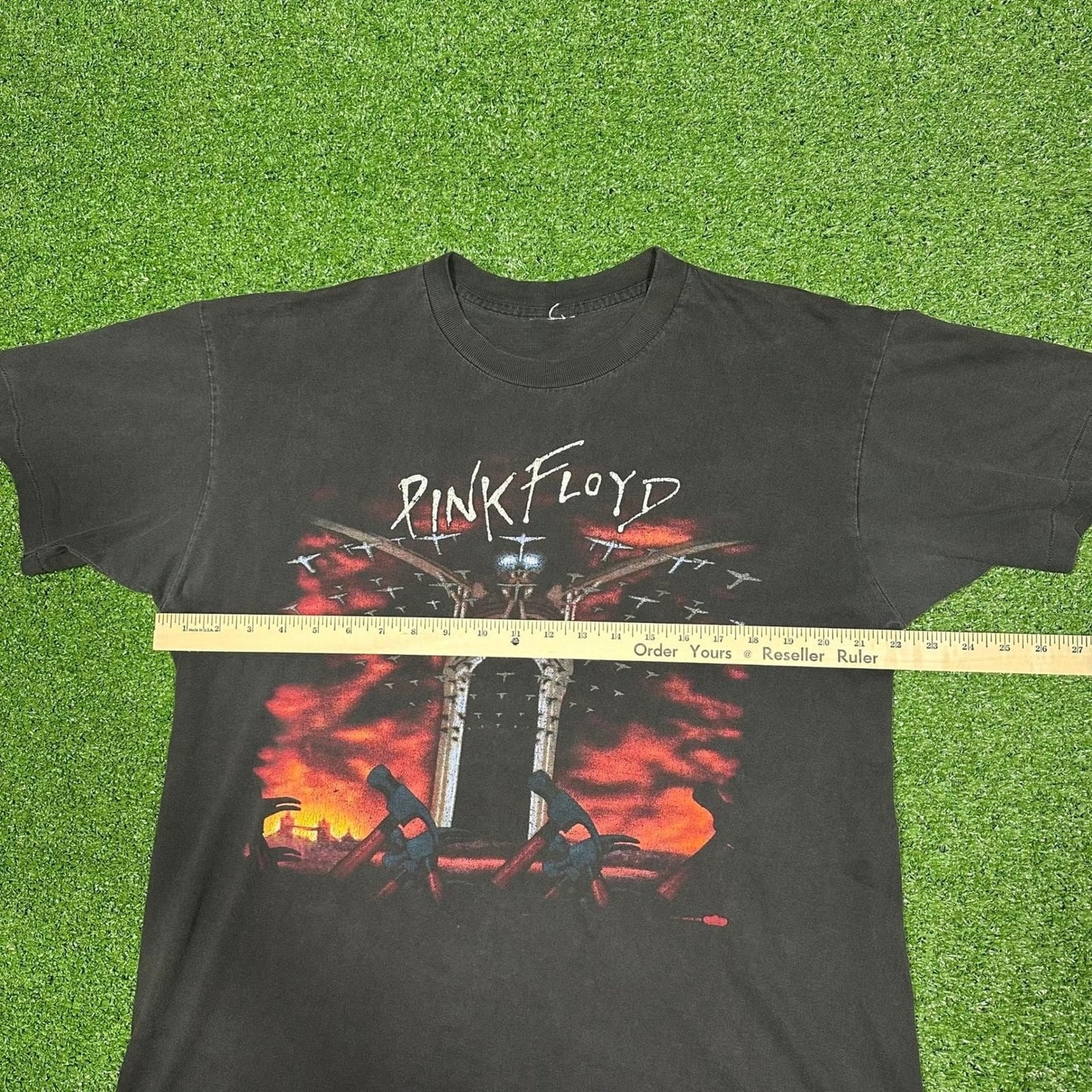 Faderrr 1997 Pink Floyd The Wall Marching Hammers T-Shirt Faded Single Stitch