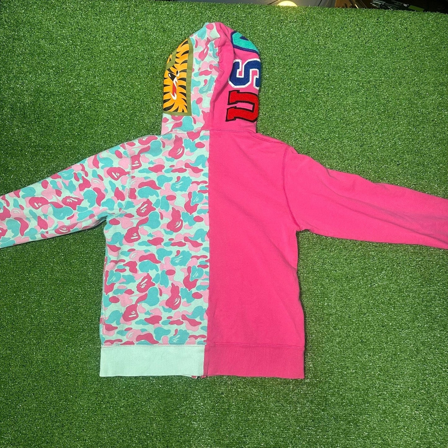 A Bathing Ape BAPE South Beach Shark Hoodie Miami Small