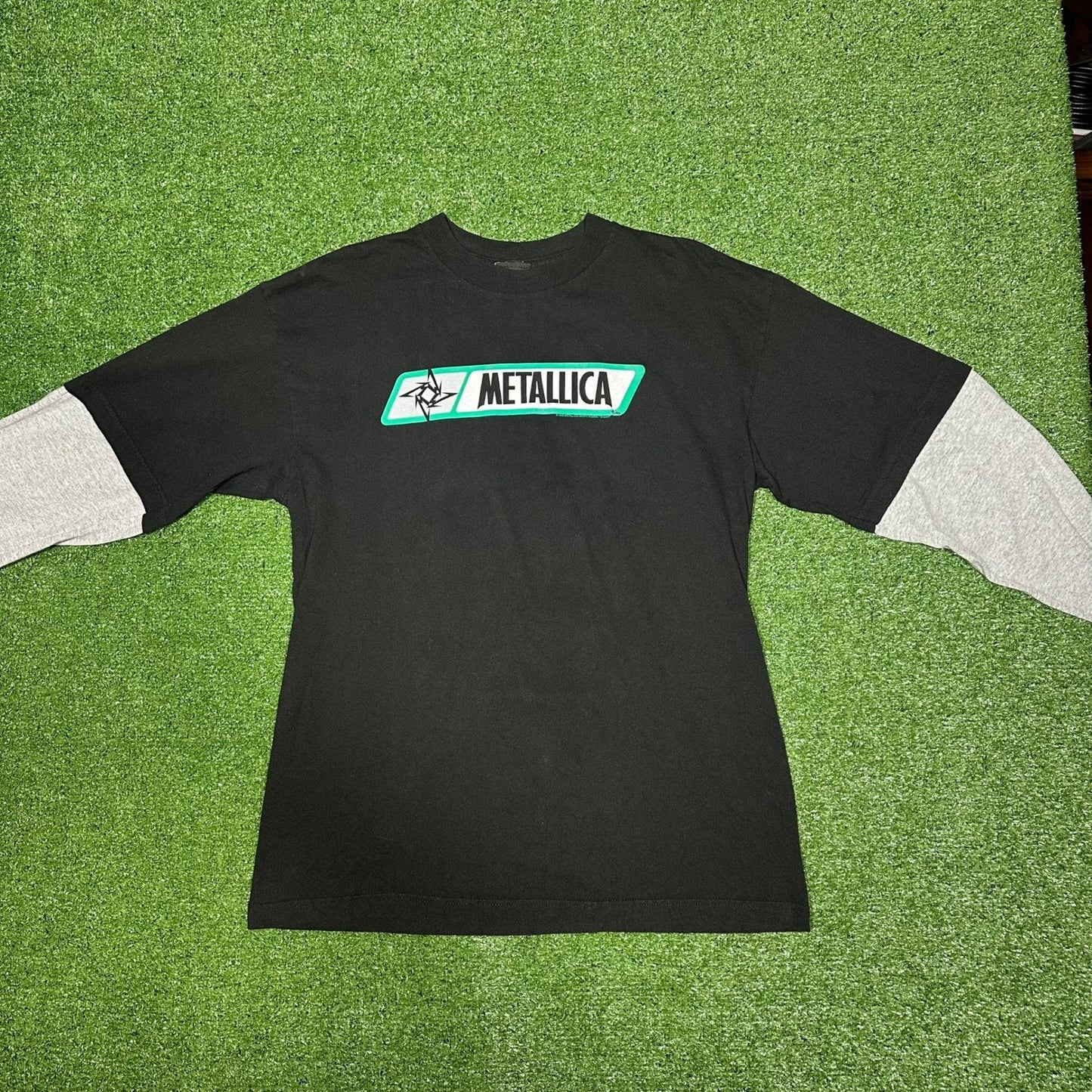 Vintage 2002 Metallica Giant Ninja Star Double Layer Long Sleeve Shirt Large