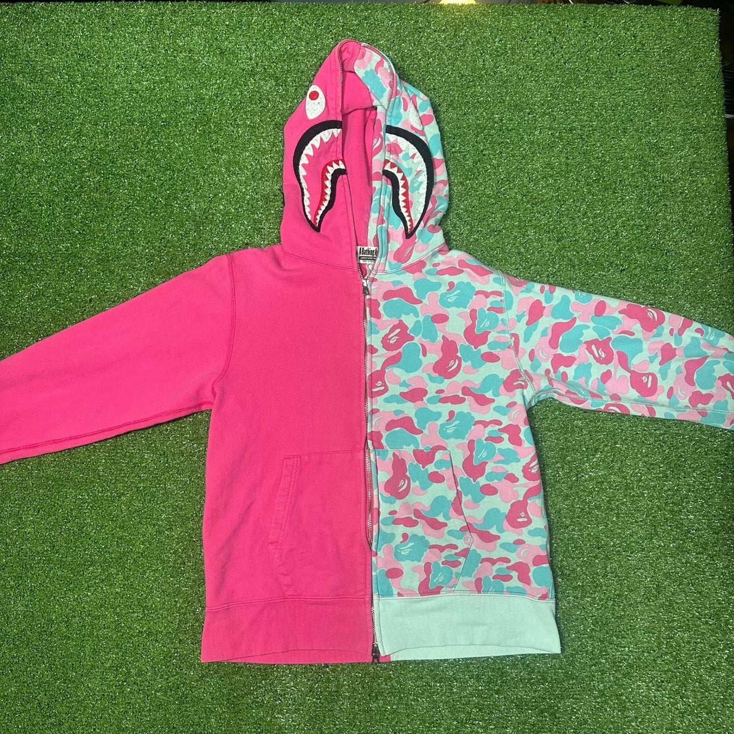 A Bathing Ape BAPE South Beach Shark Hoodie Miami Small