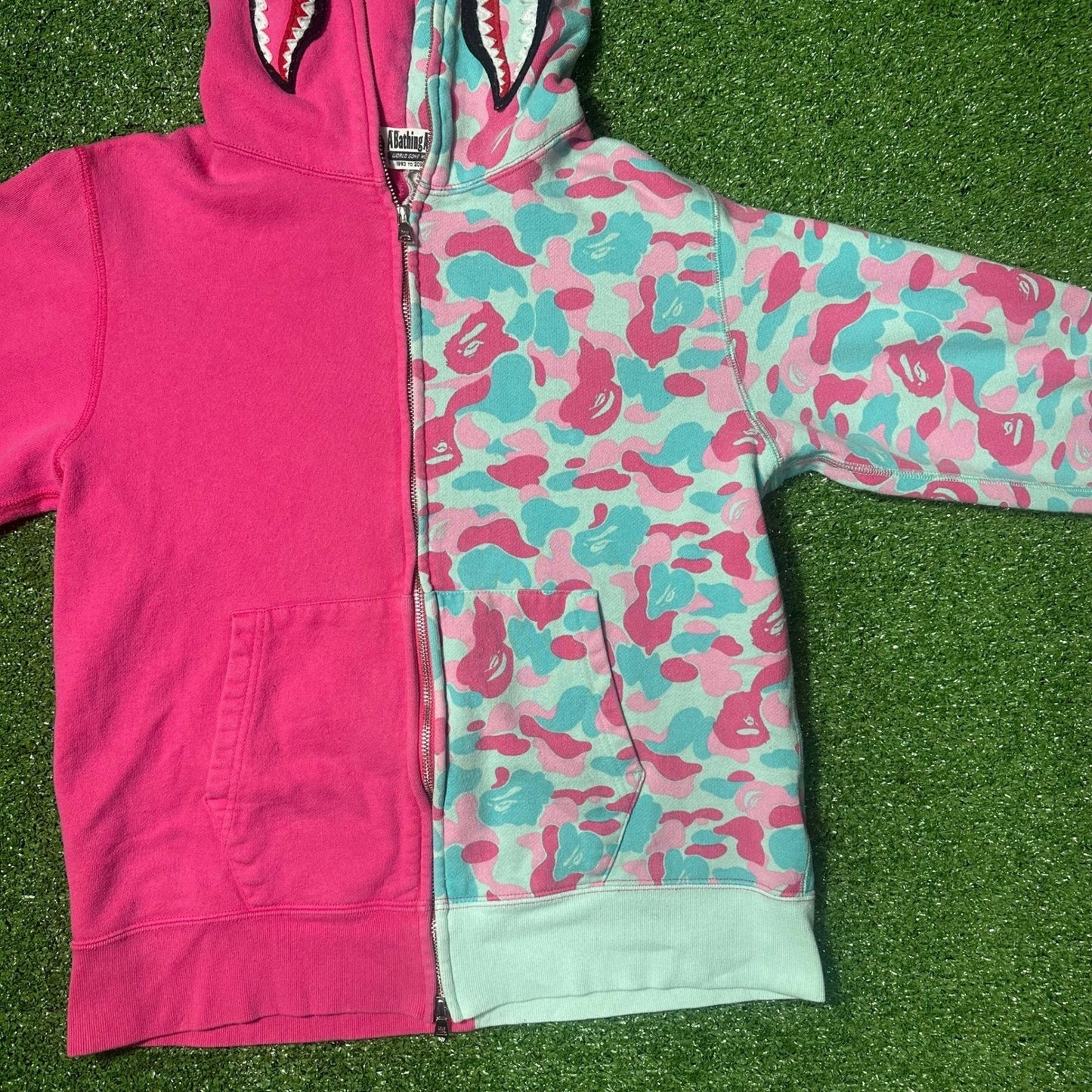 A Bathing Ape BAPE South Beach Shark Hoodie Miami Small
