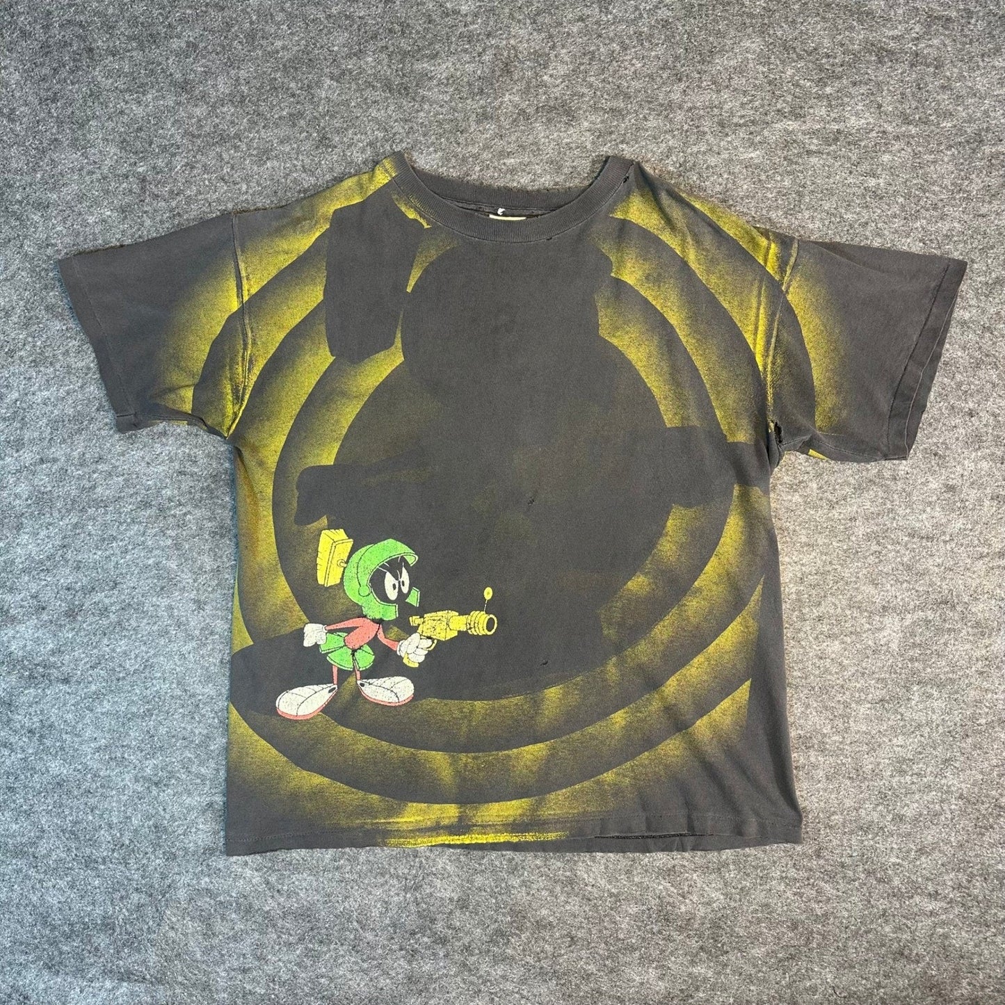 Vintage 90s THRASHED Marvin the Martian AOP Single Stitch Wild Oats T Shirt XL