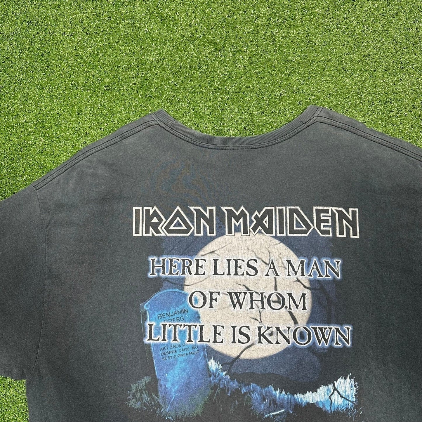 RARE Vintage 2000s Iron Maiden XXL Here Lies A Man Metal Band T Shirt Faded Black