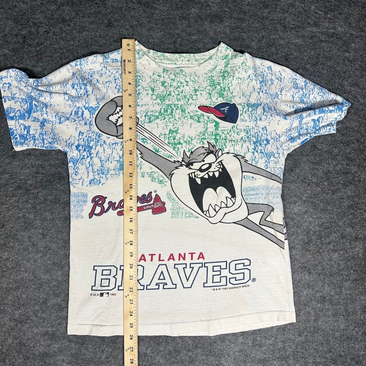 Vintage Atlanta Brave x Taz All overprint 1993 T-Shirt Boys Bigger Men's Small