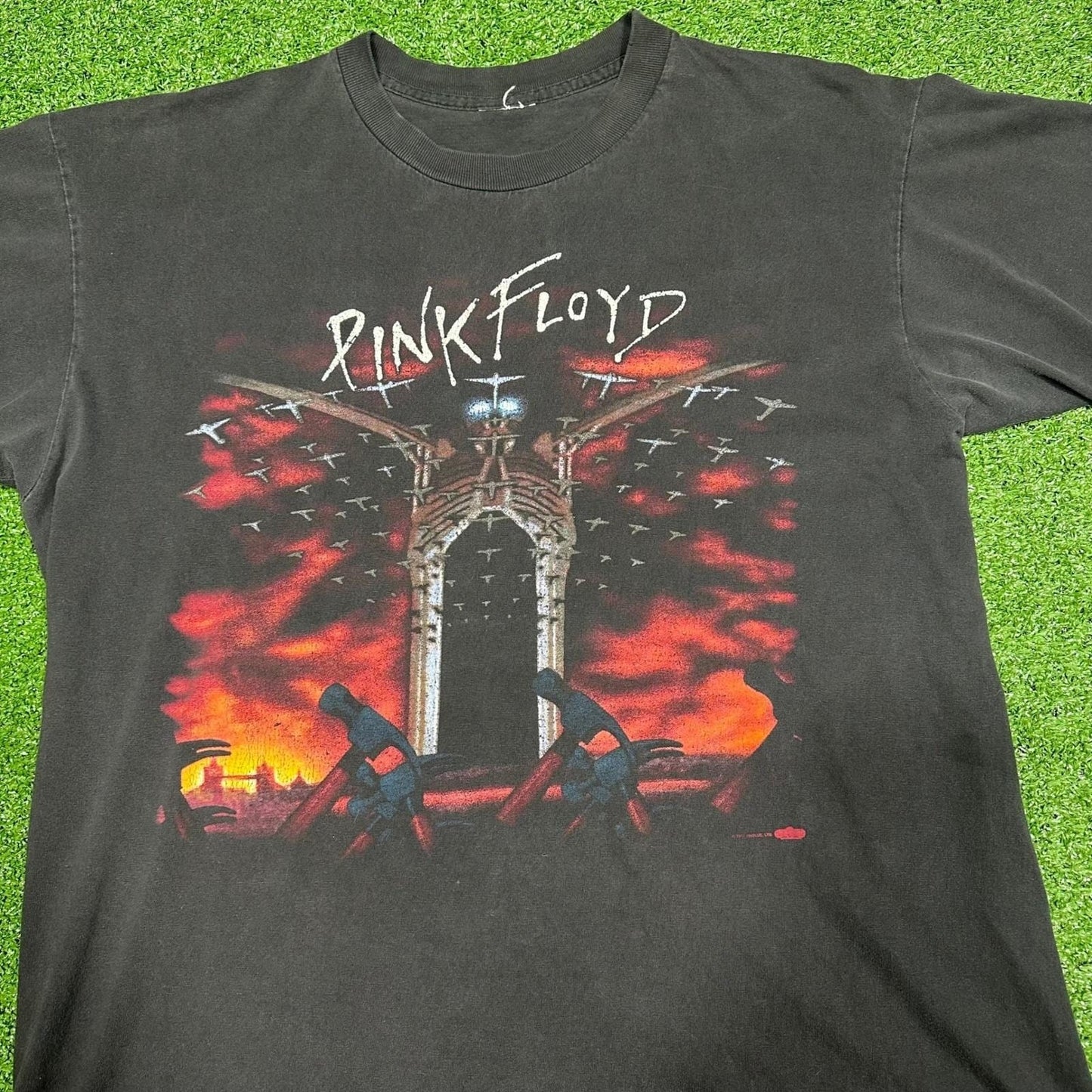 Faderrr 1997 Pink Floyd The Wall Marching Hammers T-Shirt Faded Single Stitch