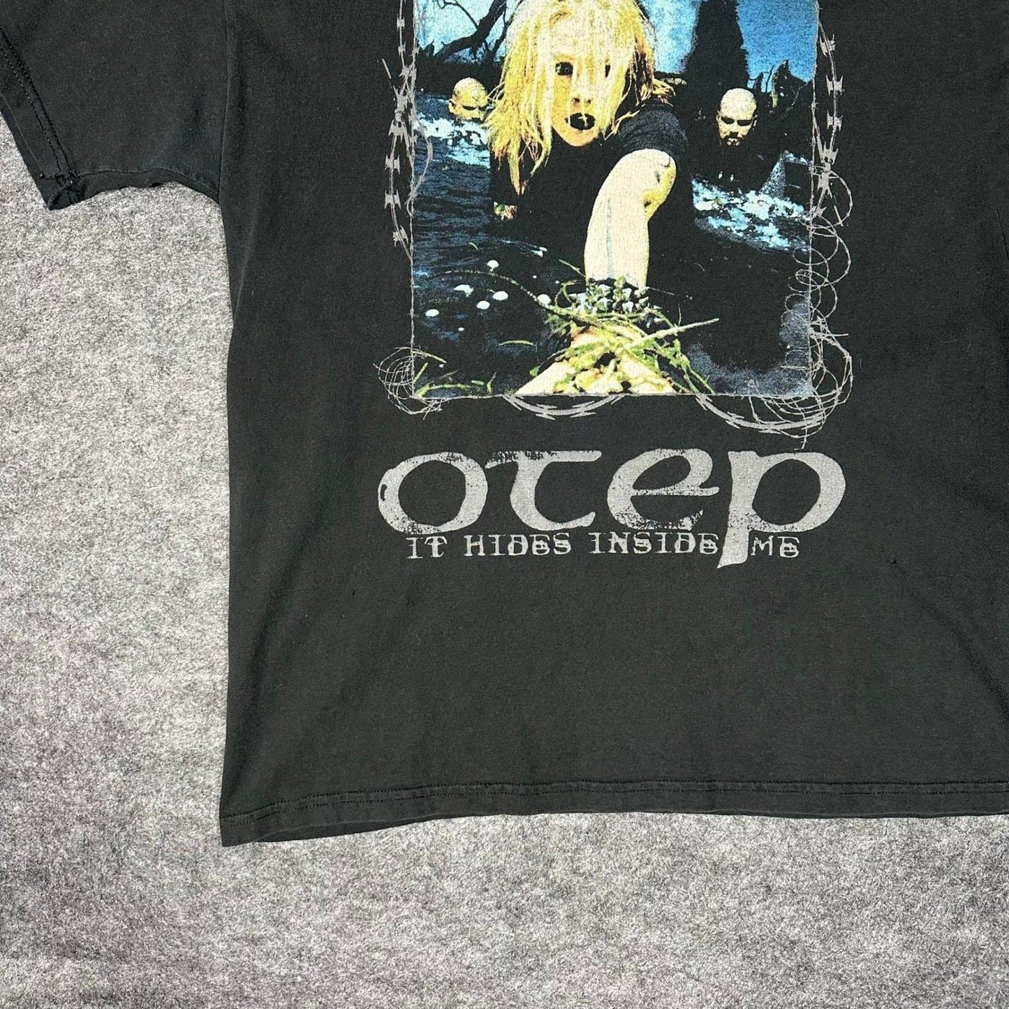 Vtg Y2K 2000s OTEP It Hides Inside Me Shirt Size Large Nu Metal Band Hanes