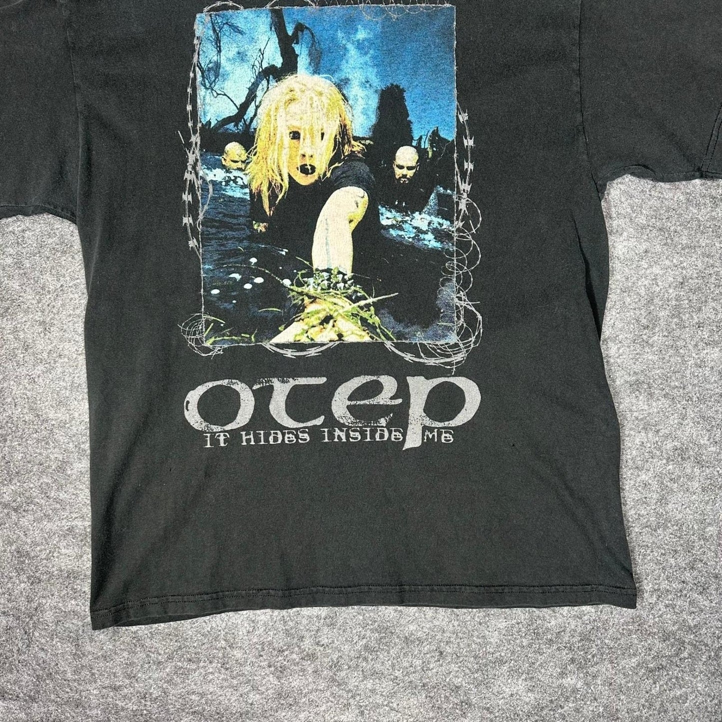Vtg Y2K 2000s OTEP It Hides Inside Me Shirt Size Large Nu Metal Band Hanes