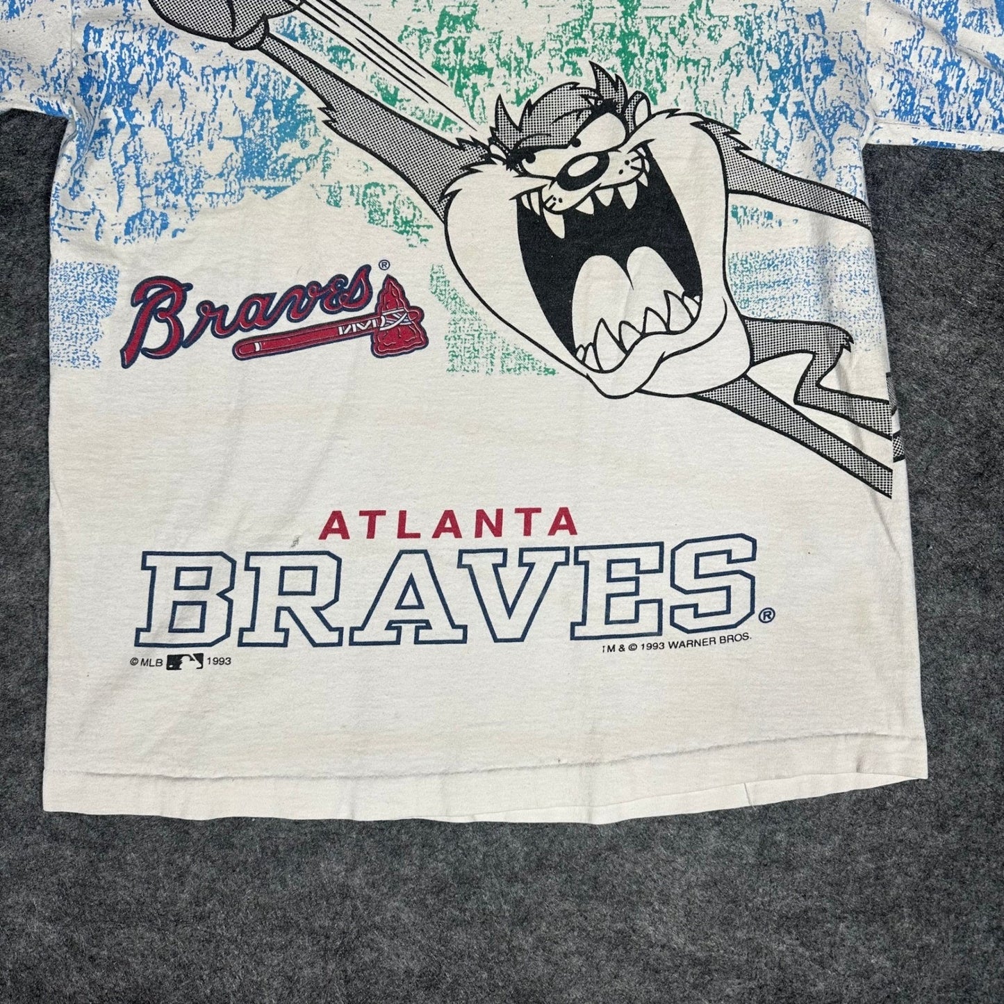 Vintage Atlanta Brave x Taz All overprint 1993 T-Shirt Boys Bigger Men's Small