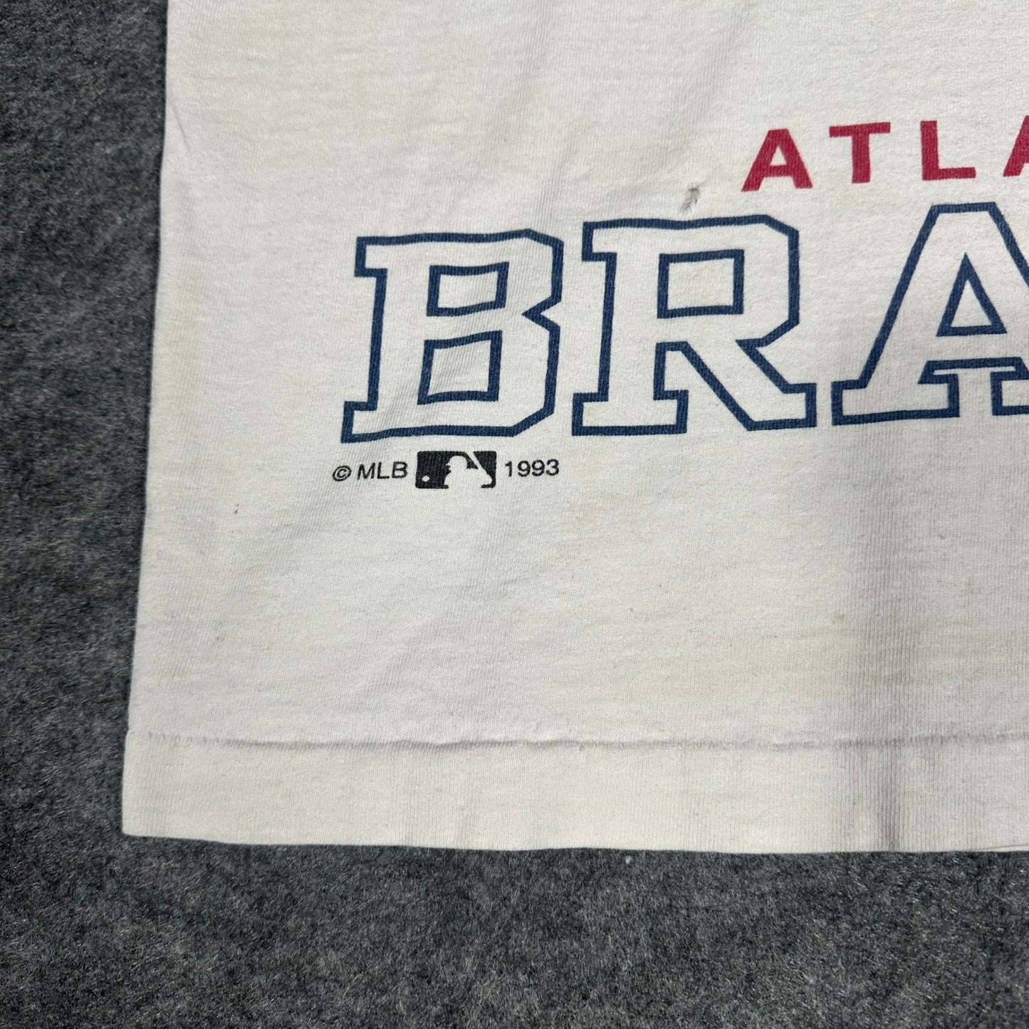 Vintage Atlanta Brave x Taz All overprint 1993 T-Shirt Boys Bigger Men's Small