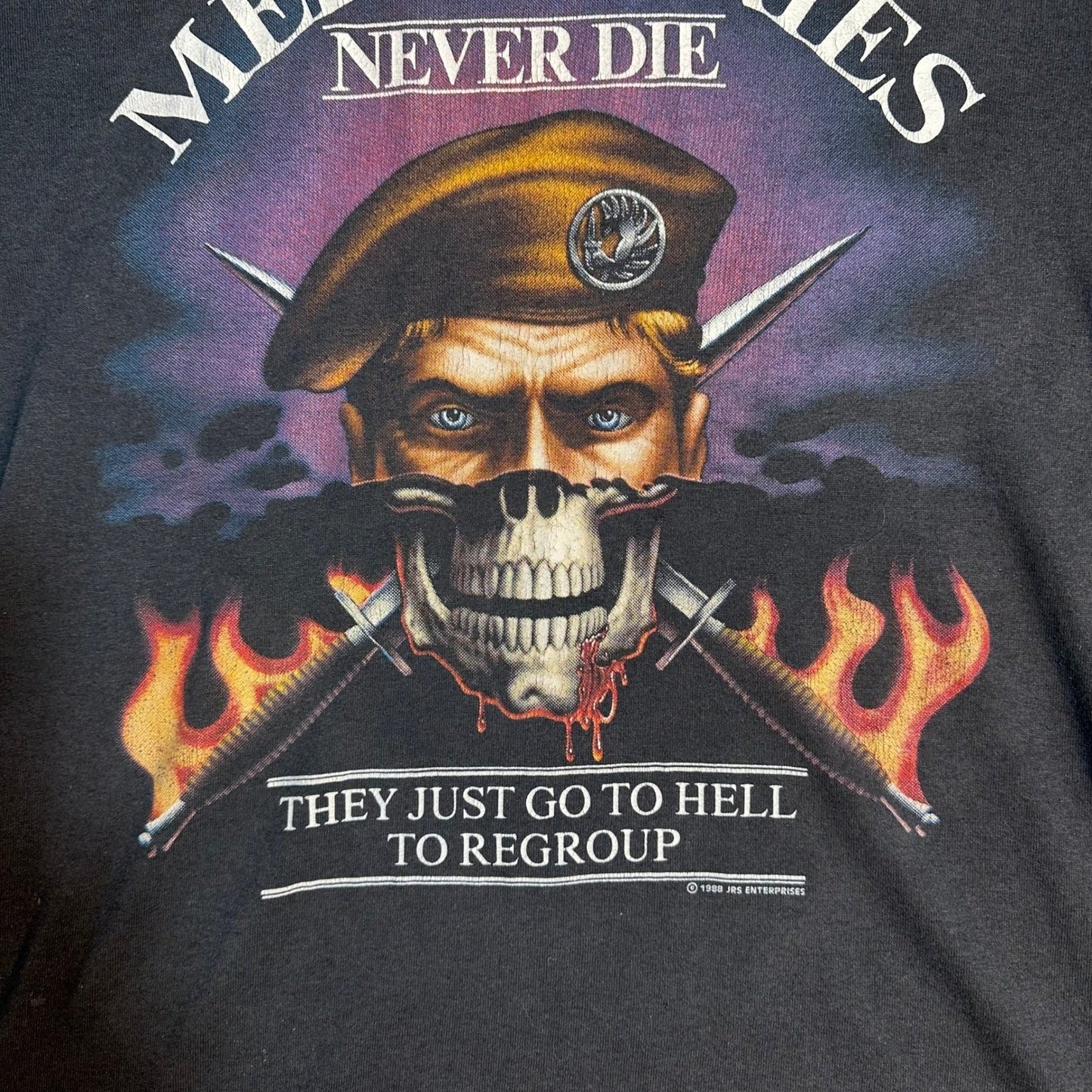 Vintage T-Shirt 3D Military Graphic Size Medium 80s Mercenaries Never Die 1988