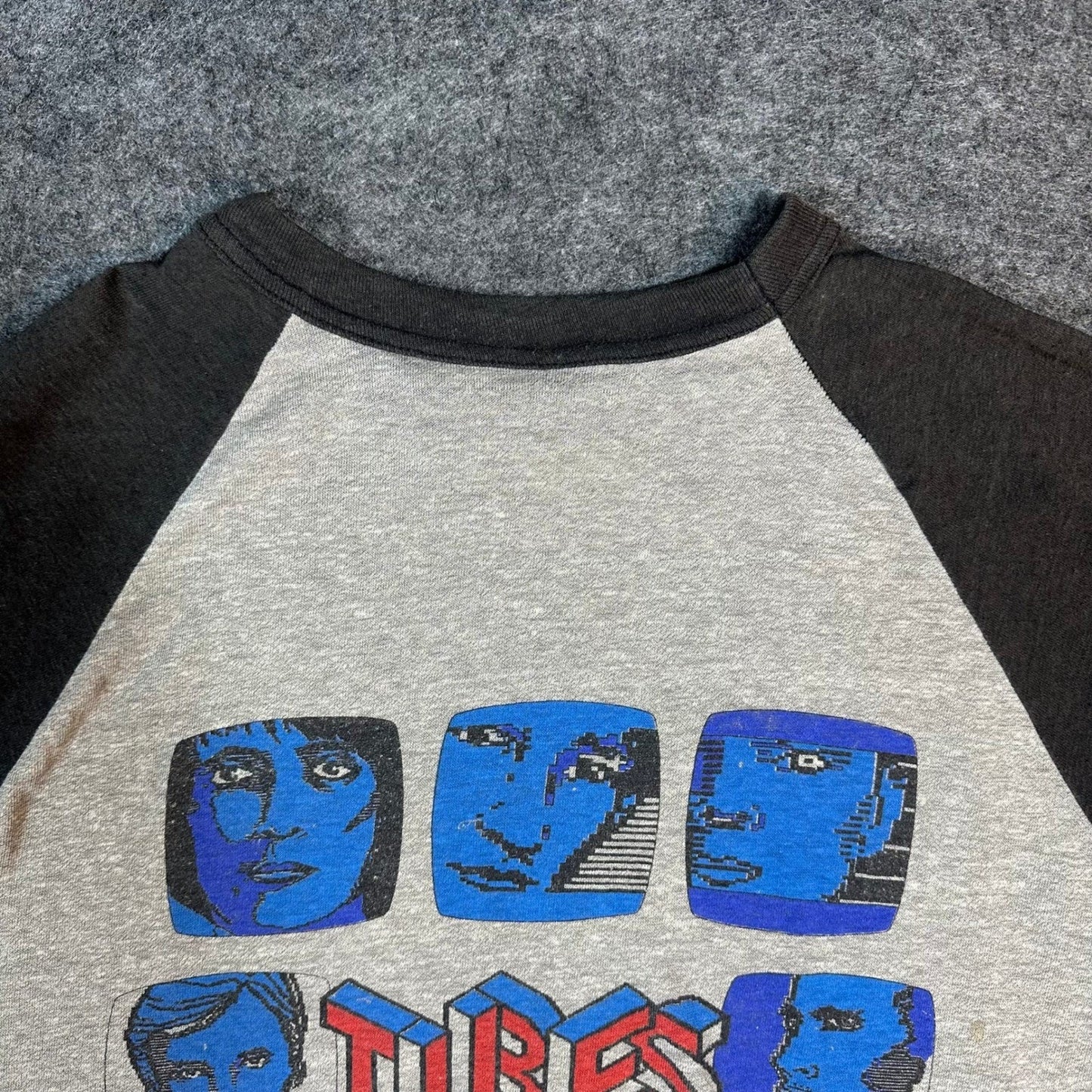 Vintage The Tubes Band T Shirt Raglan Graphic Print Gray Black 1981 Size Medium