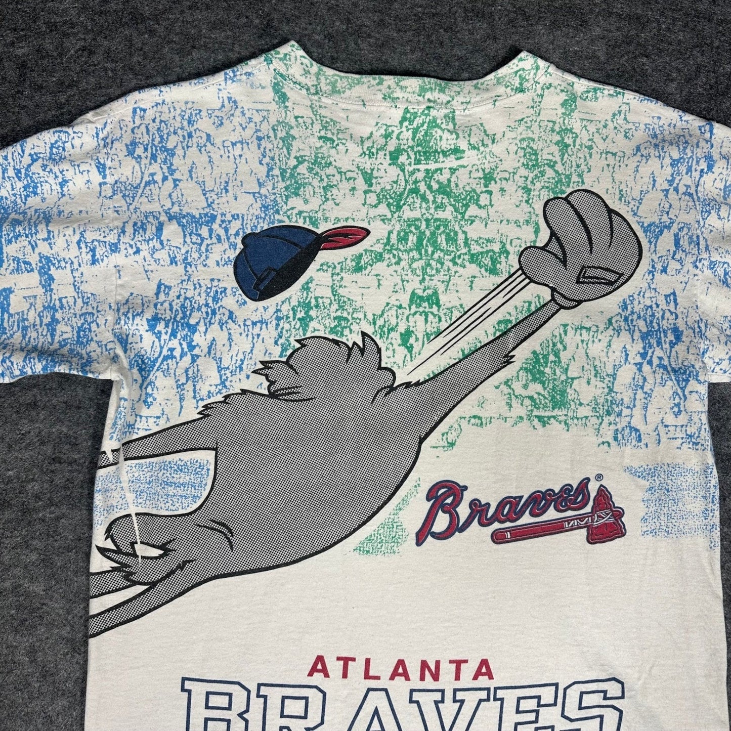 Vintage Atlanta Brave x Taz All overprint 1993 T-Shirt Boys Bigger Men's Small