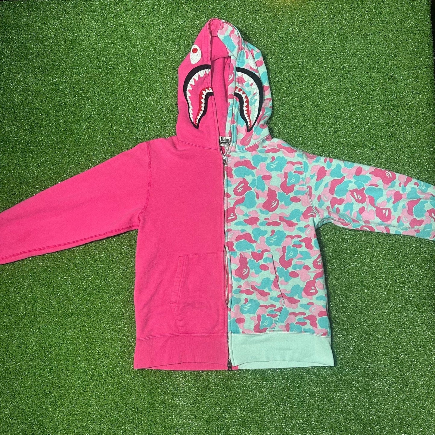 A Bathing Ape BAPE South Beach Shark Hoodie Miami Small